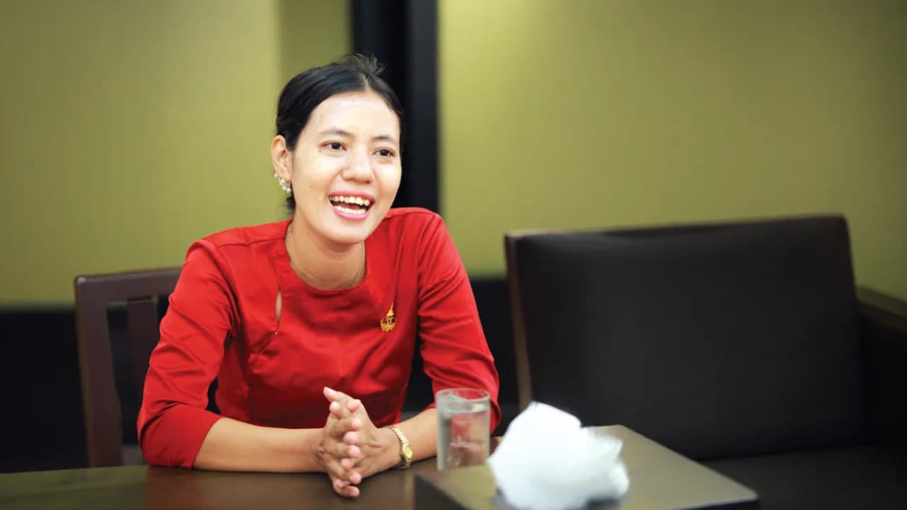 นางสาวยี มอน ซอร์