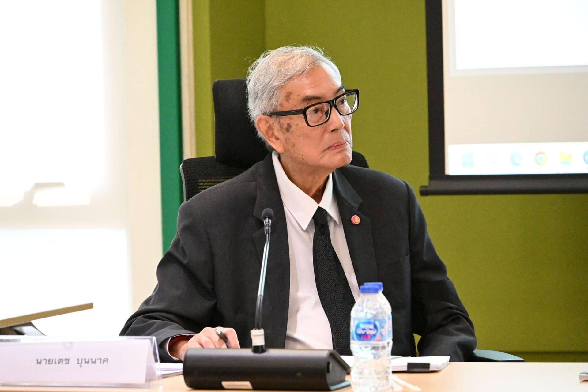 ปลัดมหาดไทย ร่วมประชุมแนวทางสรรหาคัดเลือกครูเข้ารับพระราชทาน “รางวัลสมเด็จเจ้าฟ้ามหาจักรี” ครั้งที่ 7 ปี 2570 — ภาพที่ 1
