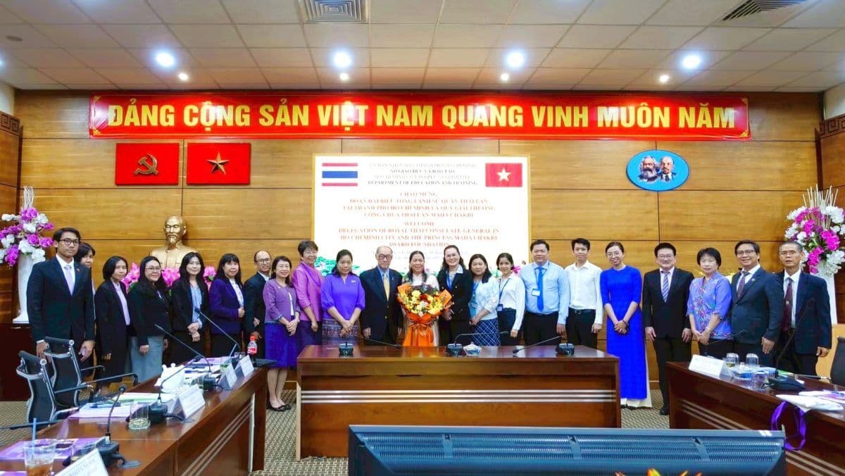 คณะกรรมการมูลนิธิฯ เยือนกรมการศึกษาและฝึกอบรมโฮจิมินห์ ปี 2568