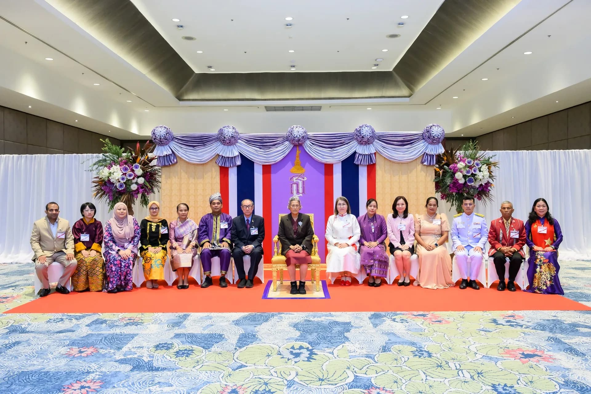ภาพถ่ายหมู่ผู้รับรางวัล รุ่นที่ 6 ปี 2568